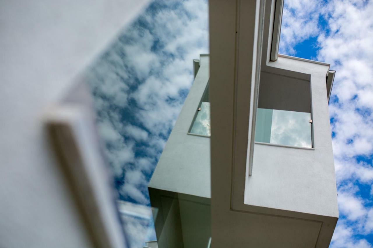 The Papoutsakis Apartments Nikiti  Bagian luar foto
